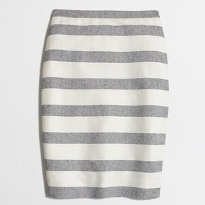 J Crew The Pencil Skirt Navy White Wide Striped Fully Lined Cotton Linen SZ 4